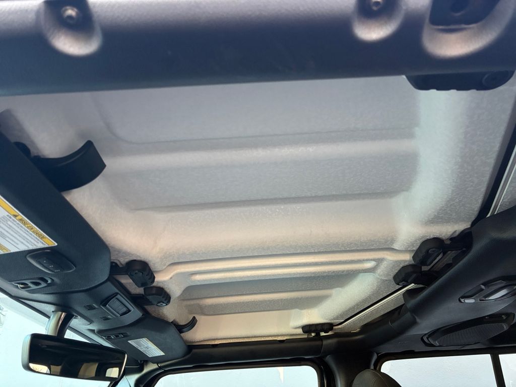 Used Car 2023 Jeep Gladiator  Mojave For Sale Under $40,000 In Austin, Texas