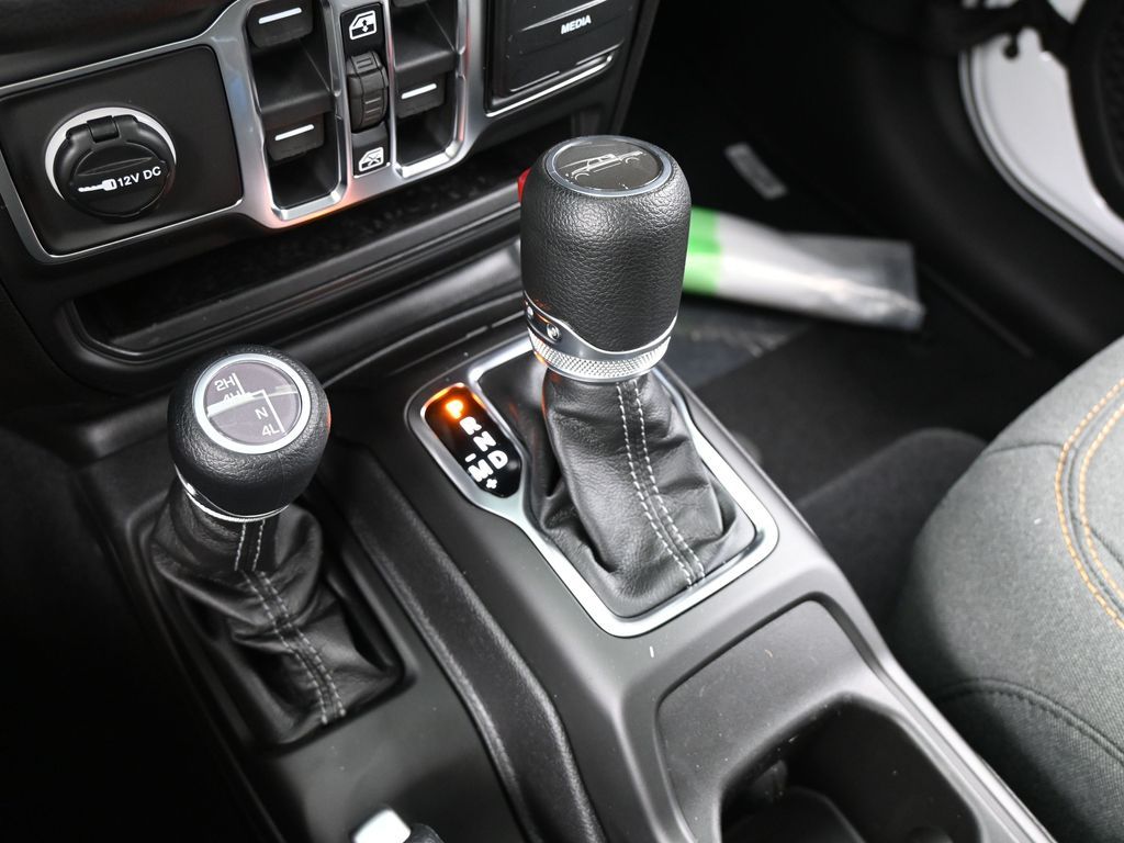 New 2026 bright white clearcoat Jeep Sport image 21