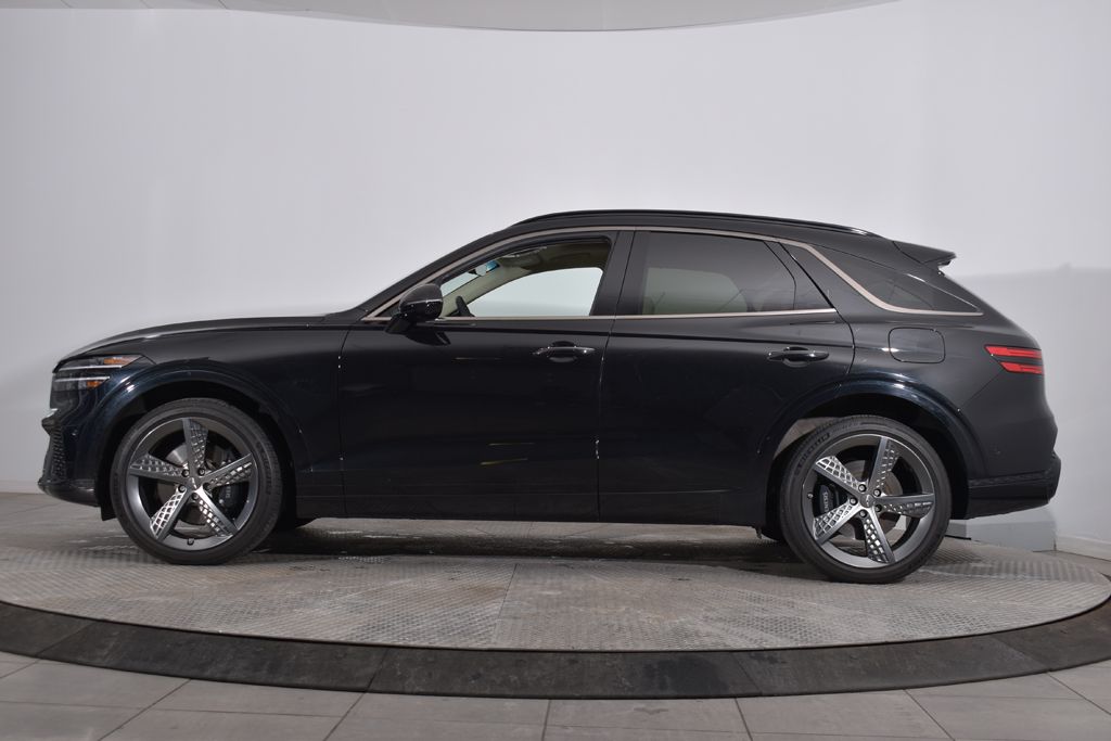 Thumbnail: 2024 Genesis GV70 - 2