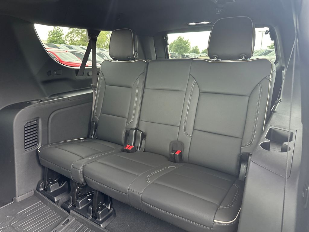 New 2026 Silver GMC Elevation image 39