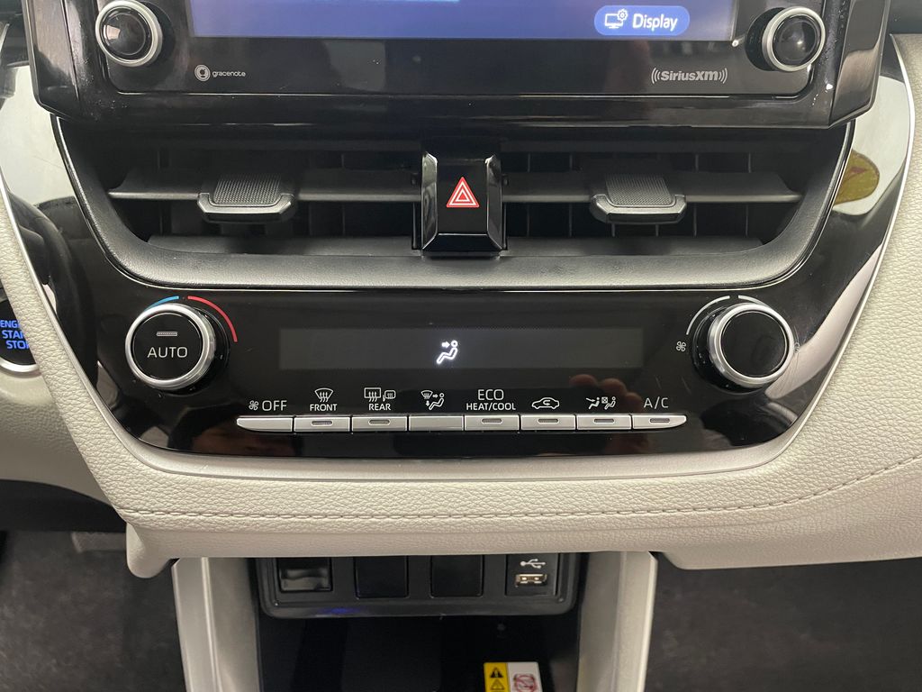 Thumbnail: 2022 Toyota Corolla Cross - 26