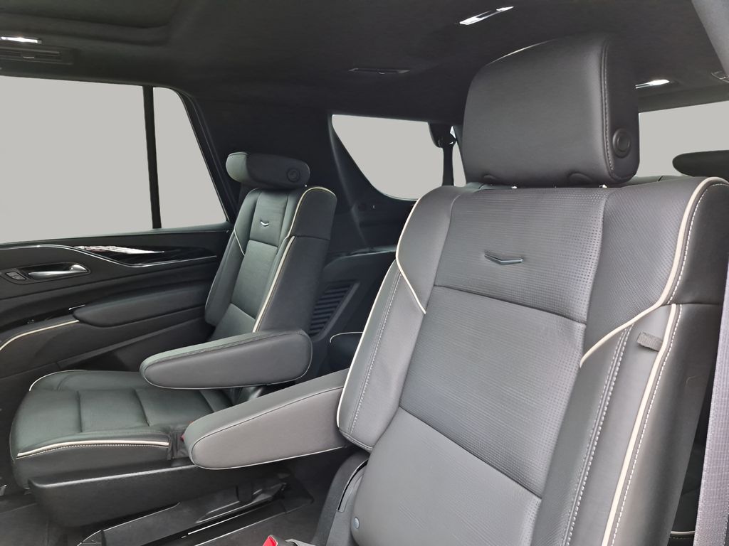 Used 2024 White Cadillac Sport image 19