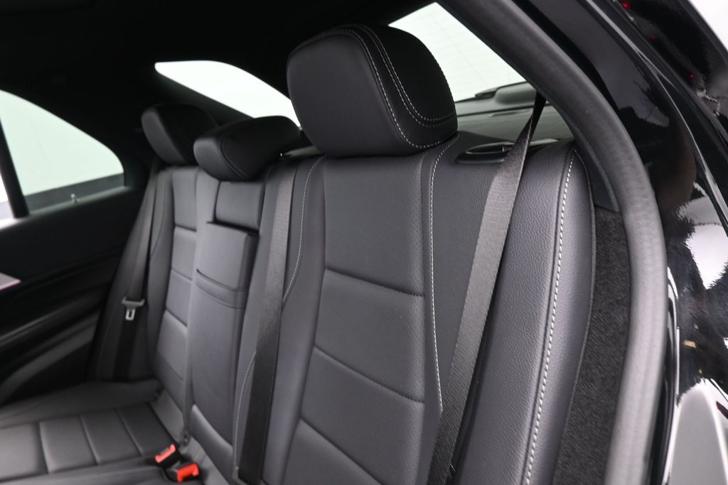 Used 2026 Black Mercedes-Benz GLE 350 image 38