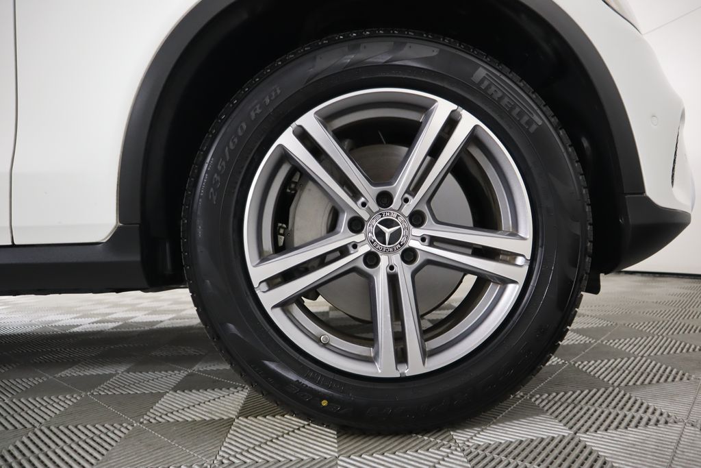 2022 Mercedes-Benz GLC 300 32
