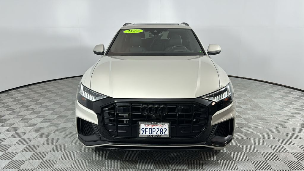 Thumbnail: 2023 Audi Q8 - 8