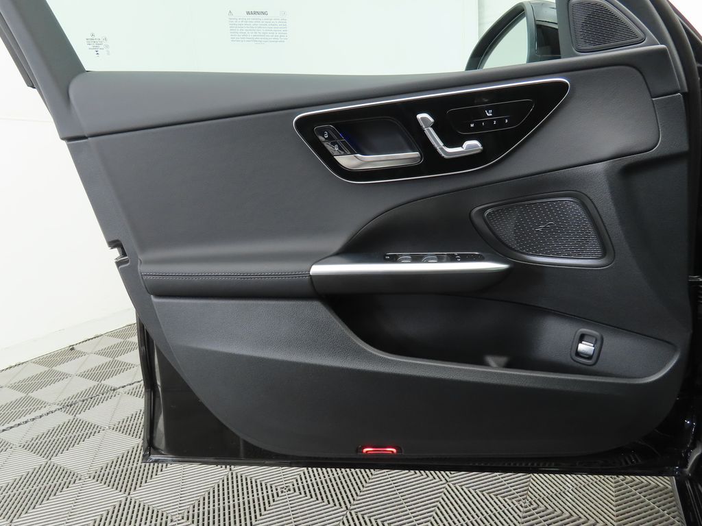 2025 Mercedes-Benz C-Class C 300 24