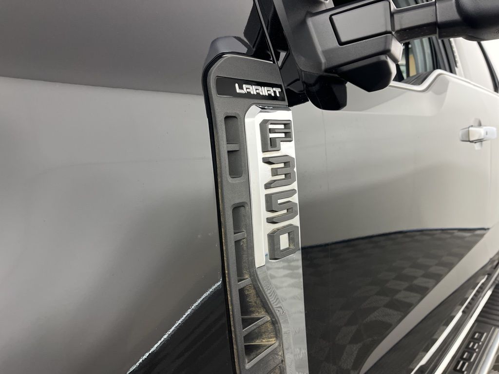 Thumbnail: 2023 Ford Econoline - 3