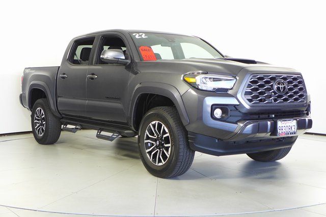 2022 Toyota Tacoma TRD Sport 4