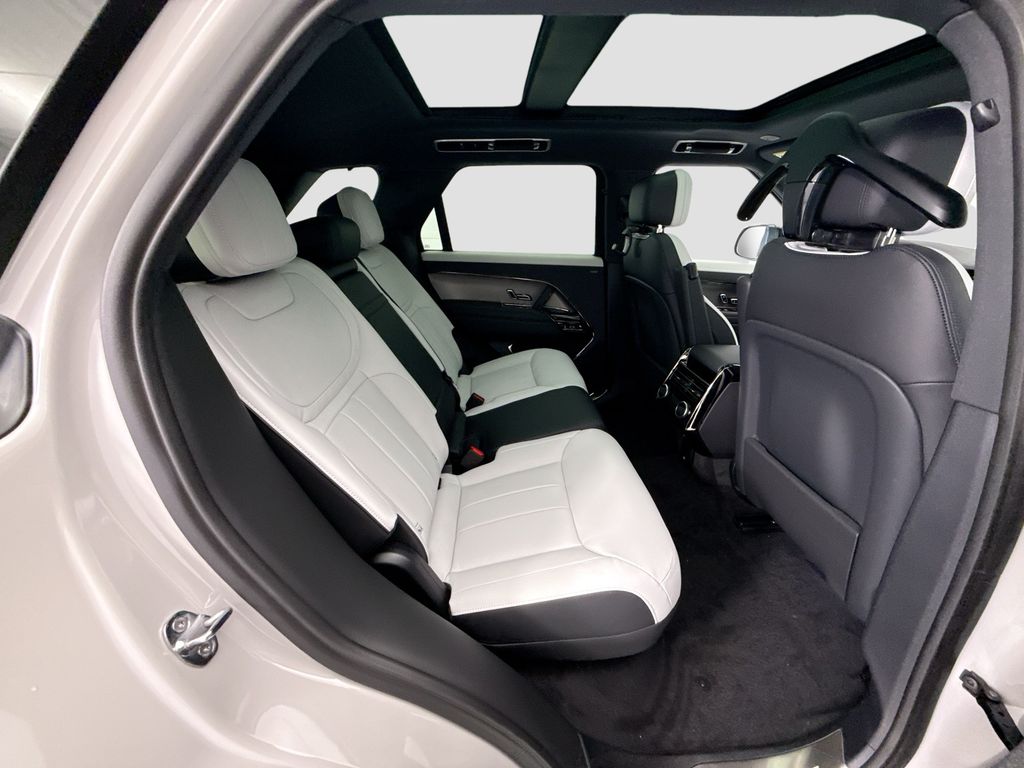 Thumbnail: 2026 Land Rover Range Rover Sport - 21