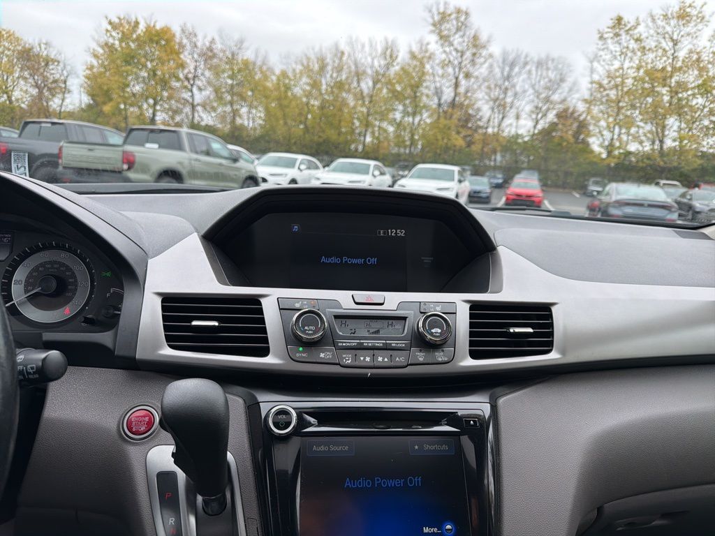 Thumbnail: 2016 Honda Odyssey - 15