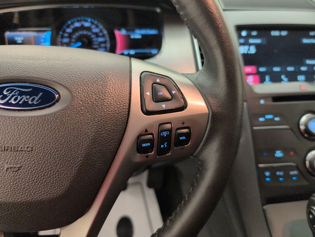 Used 2017 Blue Ford SEL image 35