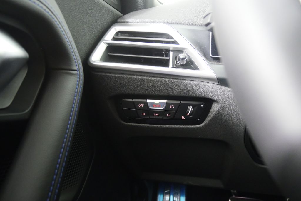 2025 BMW M2  20