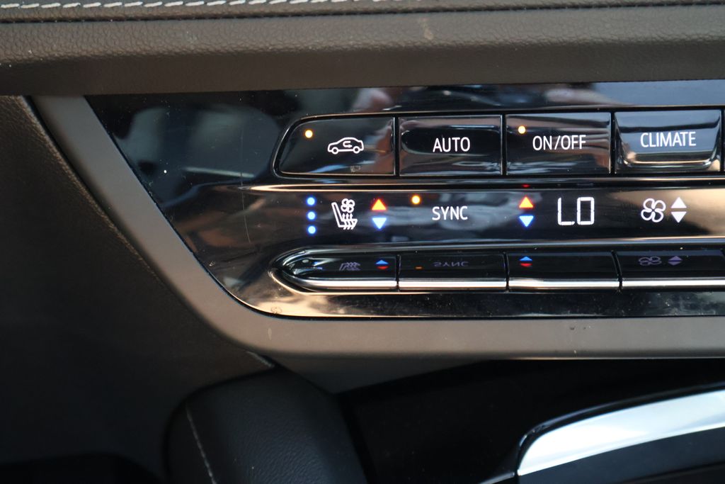 Thumbnail: 2023 Buick Envision - 24