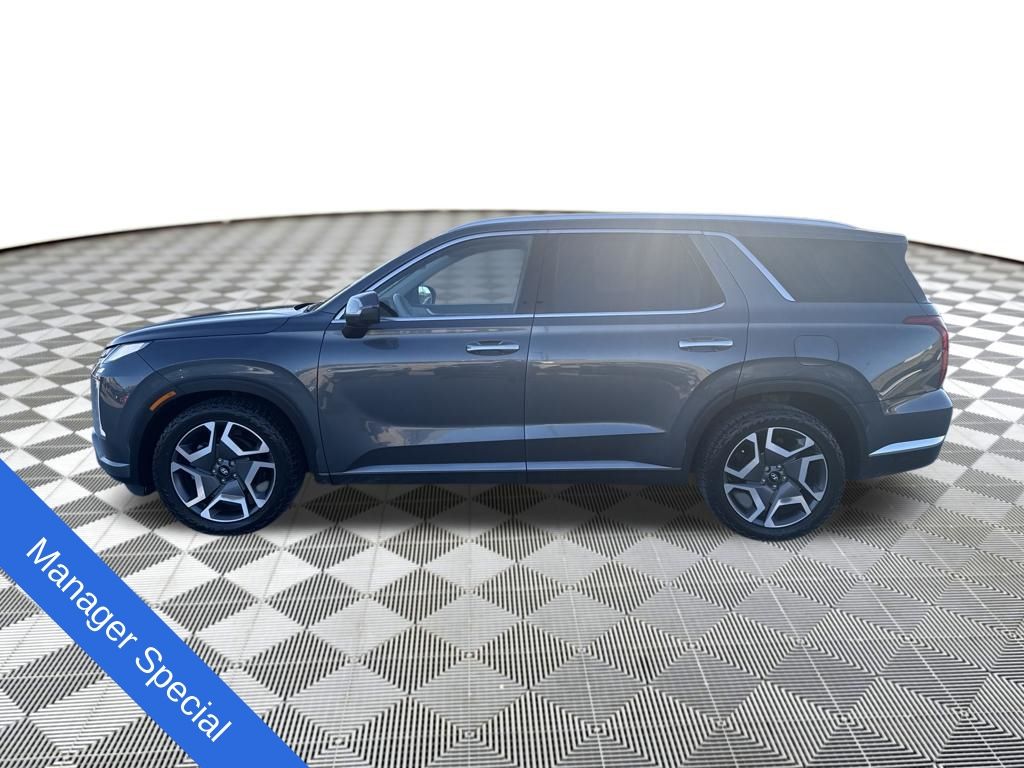 View vehicle photo 3