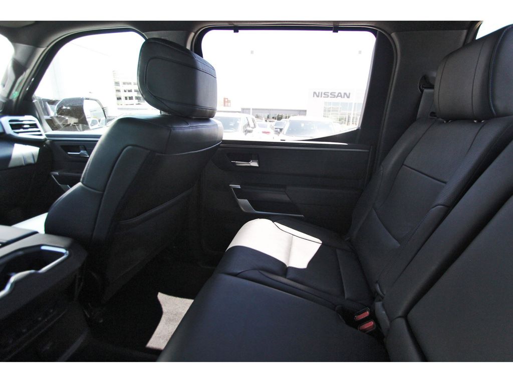 2023 Toyota Tundra Platinum - 8