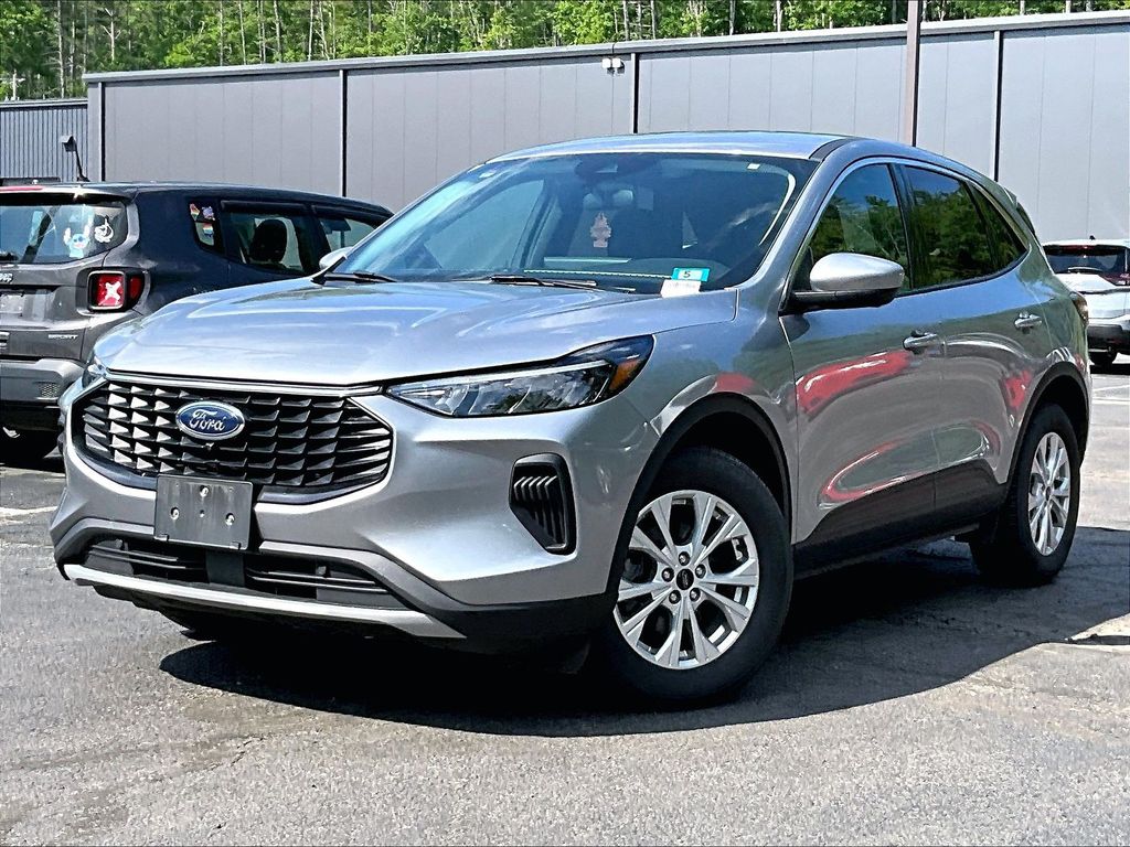 2023 Ford Escape — photo 3
