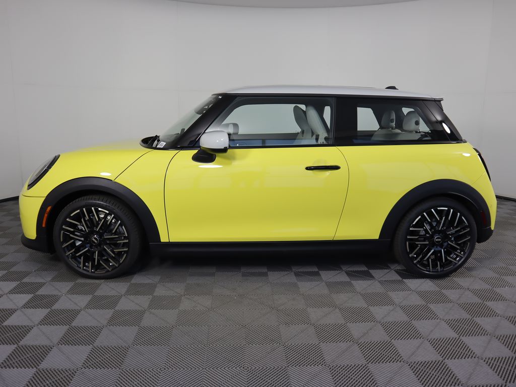 2025 MINI Cooper S 8