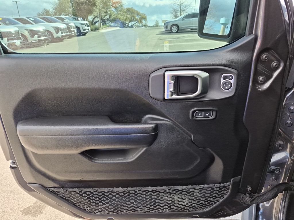 Used Car 2019 Jeep Wrangler  Unlimited Sport S For Sale Under $30,000 In Austin, Texas