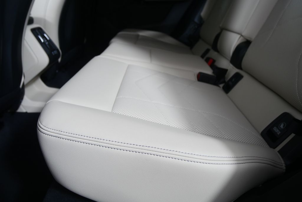 Thumbnail: 2025 BMW X2 - 14