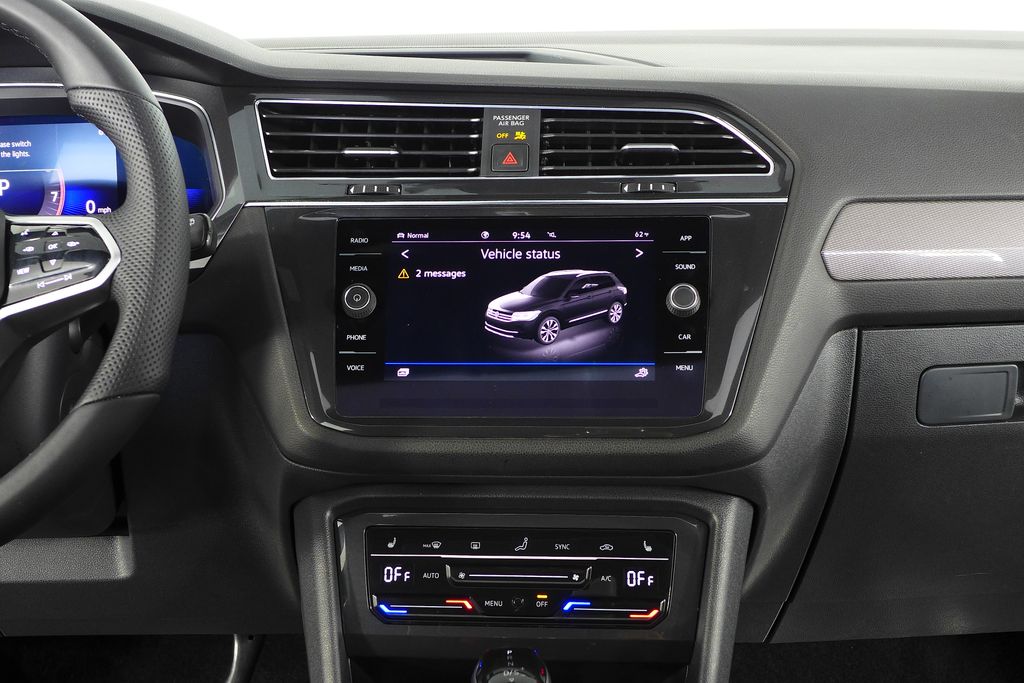 Thumbnail: 2022 Volkswagen Tiguan - 26