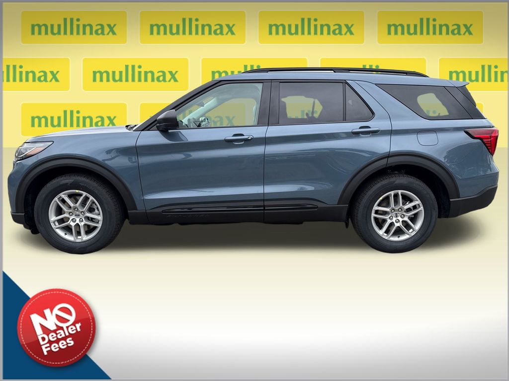 View vehicle photo 2