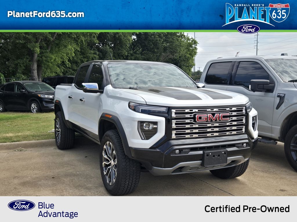 Summit White 2026 GMC Canyon Denali Crew Cab 4WD Pickup Truck Four-Wheel Drive 8-Speed Automatic