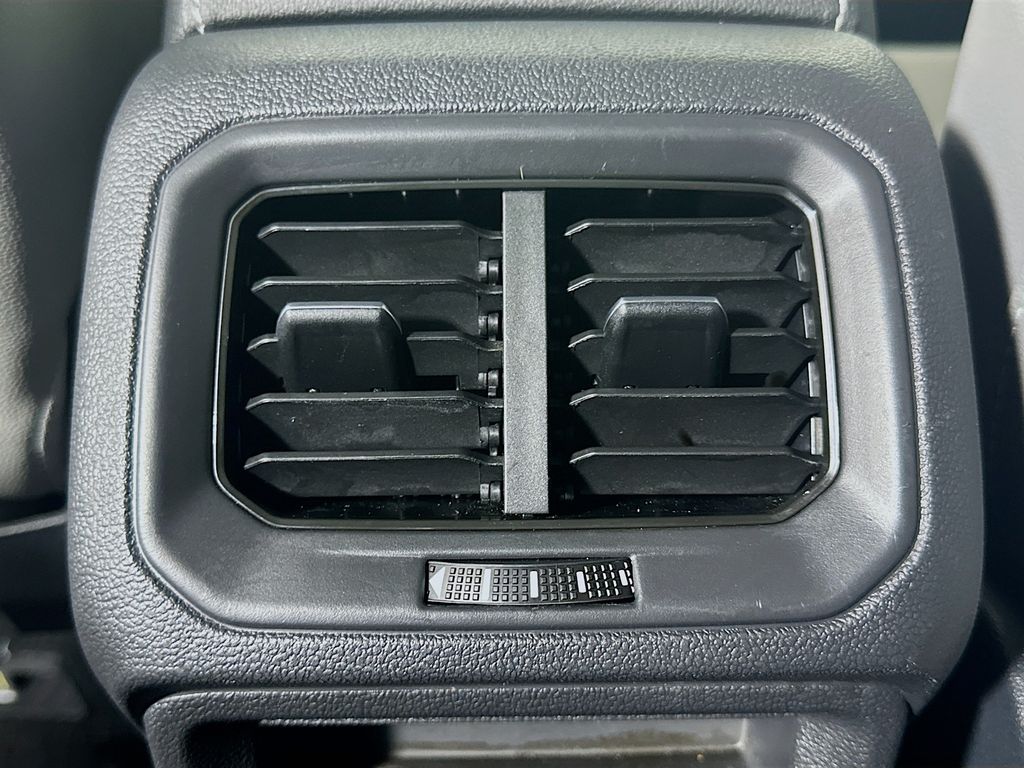 Thumbnail: 2023 Volkswagen Taos - 24