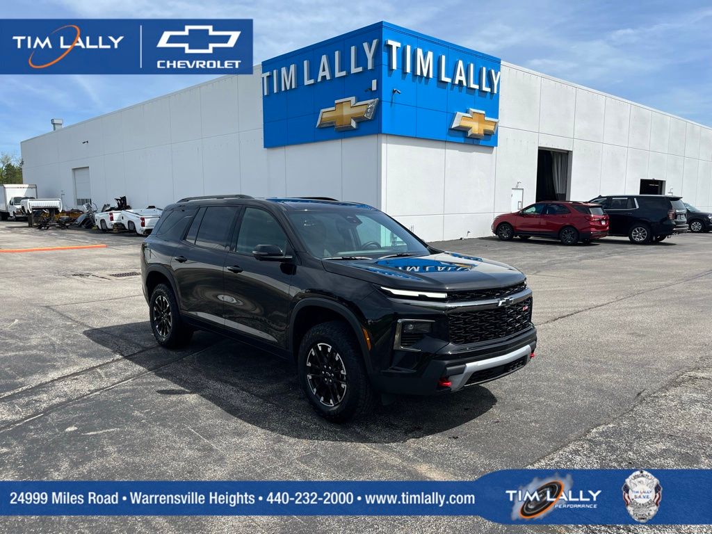Mosaic Black Metallic 2026 Chevrolet Traverse SUV / Crossover Four-Wheel Drive 8-Speed Automatic