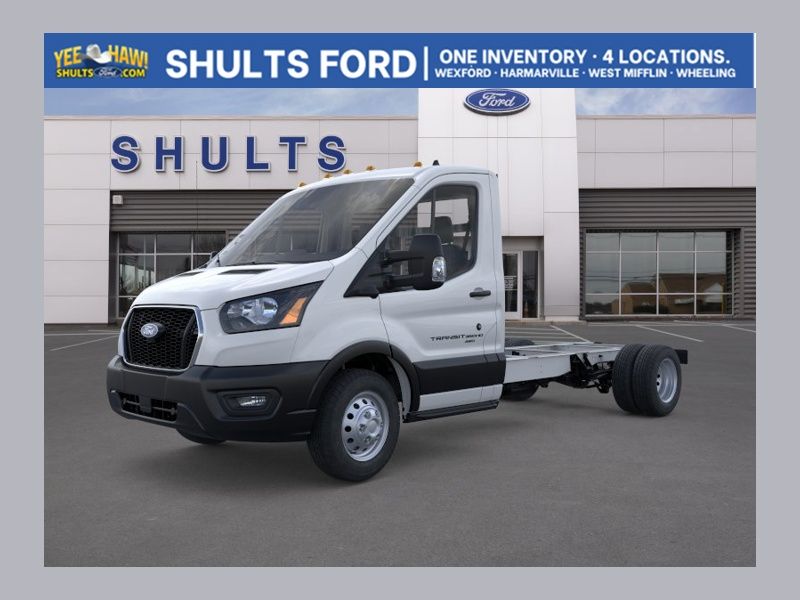 Oxford White 2026 Ford Transit Chassis 350 HD 11000 GVWR 156 Cutaway DRW AWD Van All-Wheel Drive
