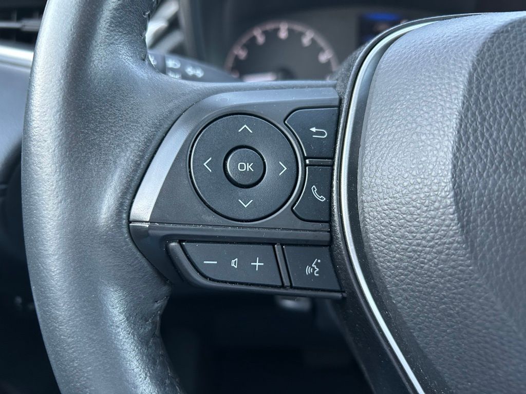 Thumbnail: 2024 Toyota Corolla Cross - 19