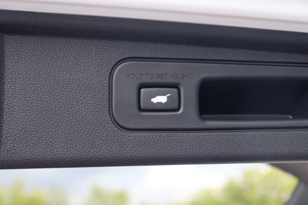 Thumbnail: 2026 Honda Odyssey - 13