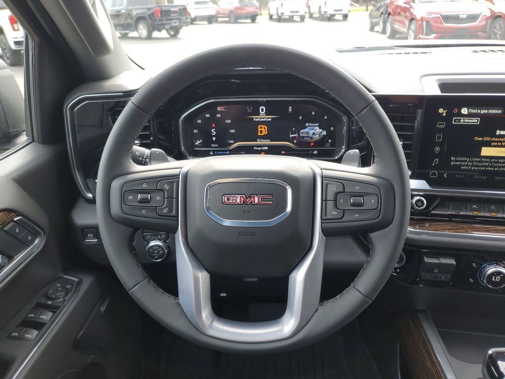 2025 GMC Sierra 1500 Elevation 33