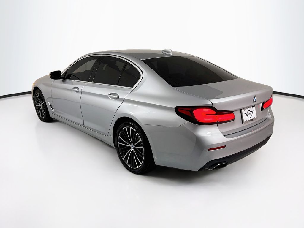 Thumbnail: 2021 BMW 5 Series - 7