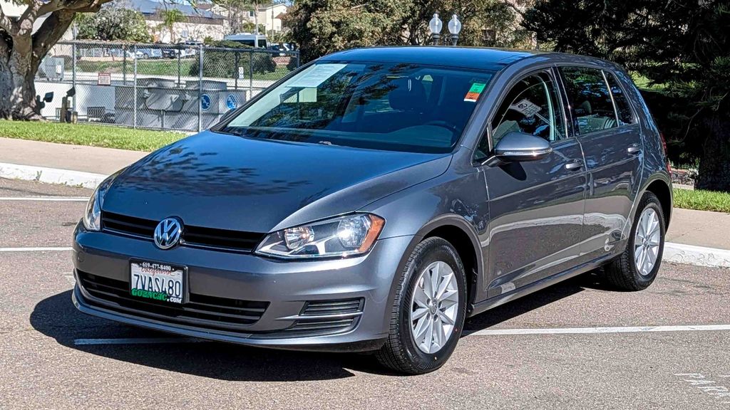 Used 2016 Volkswagen Golf TSI S 4-Door 4D Hatchback
