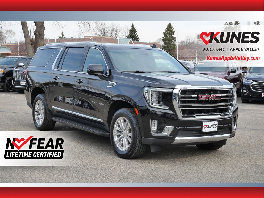 Onyx Black 2022 GMC Yukon XL SLT 4WD SUV / Crossover Four-Wheel Drive