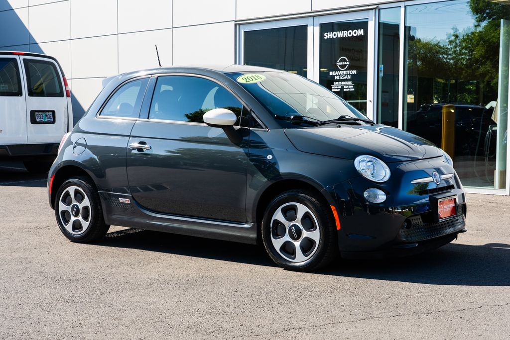 2018 FIAT 500e FWD