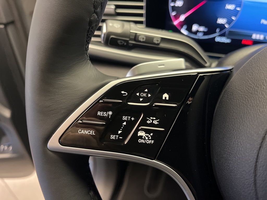 Thumbnail: 2026 Mercedes-Benz GLE - 15