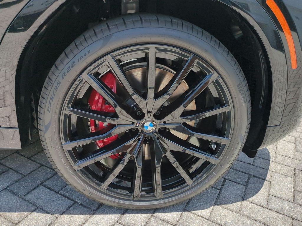 New 2027 Black BMW M60i image 11