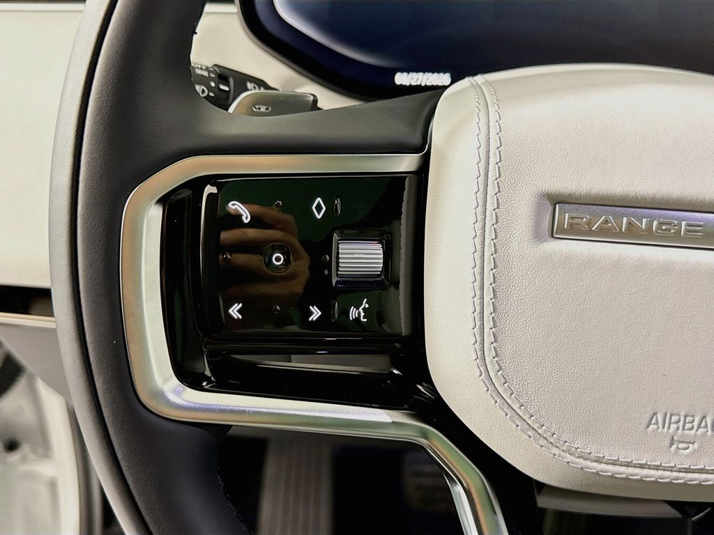 Thumbnail: 2026 Land Rover Range Rover Sport - 12
