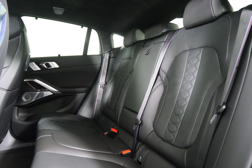 Thumbnail: 2026 BMW X6 - 17