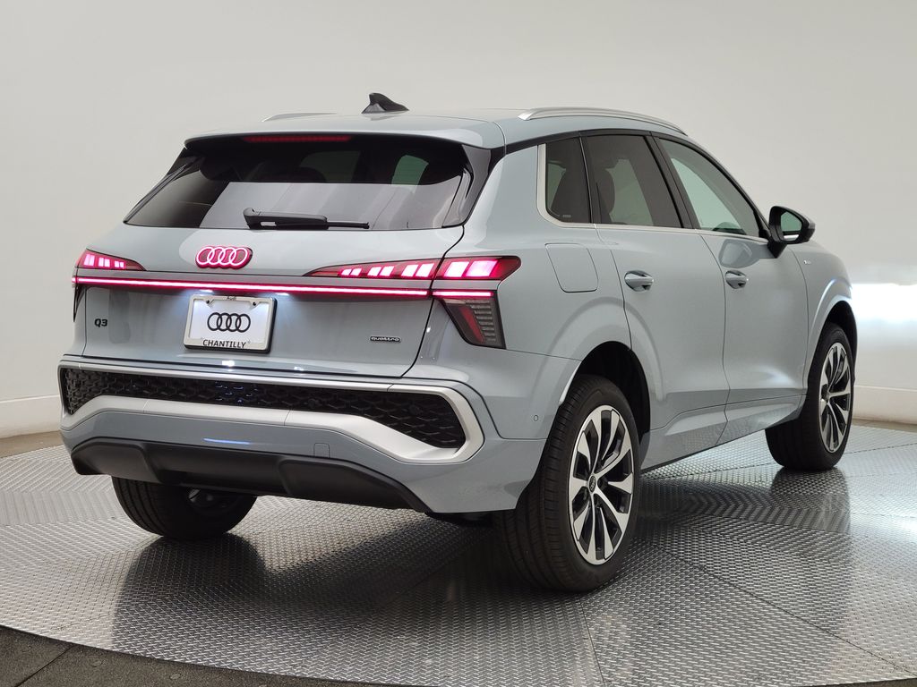 Thumbnail: 2026 Audi Q3 - 5