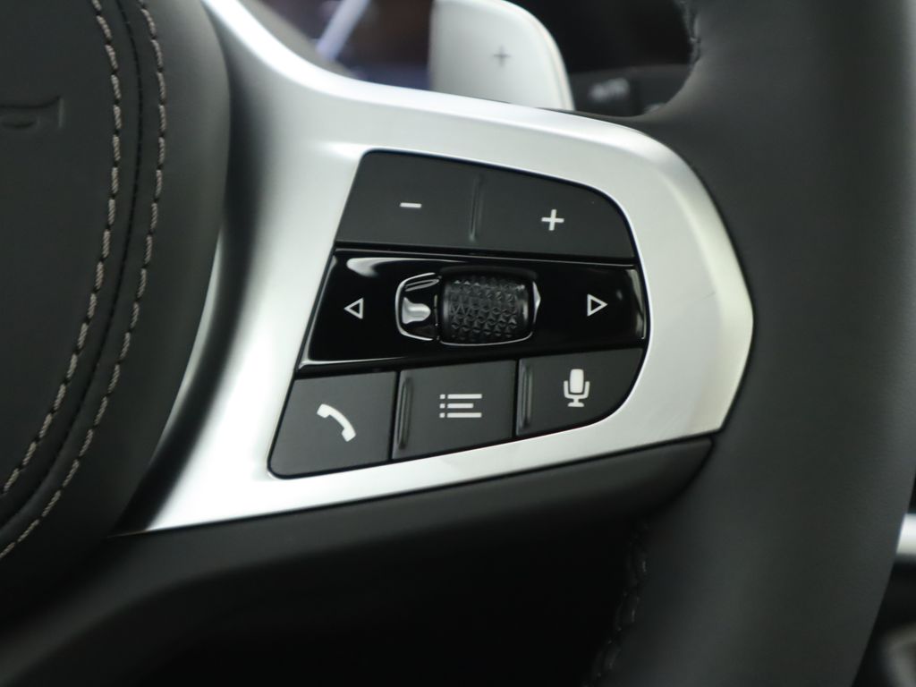 Certified Used 2026 Green BMW xDrive40i image 13