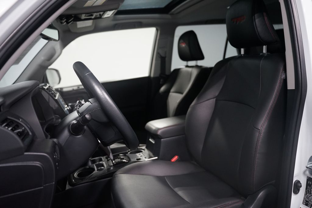 Thumbnail: 2024 Toyota 4Runner - 7