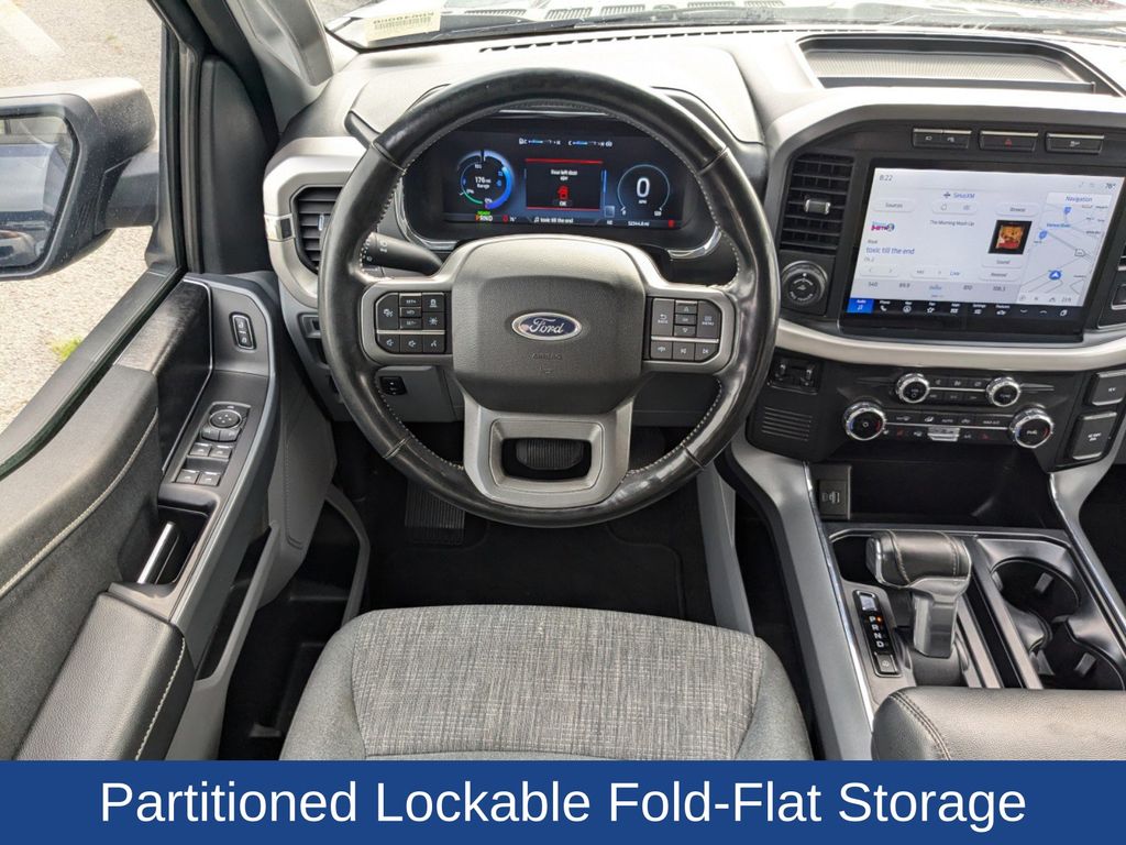 2022 Ford F-150 Lightning XLT