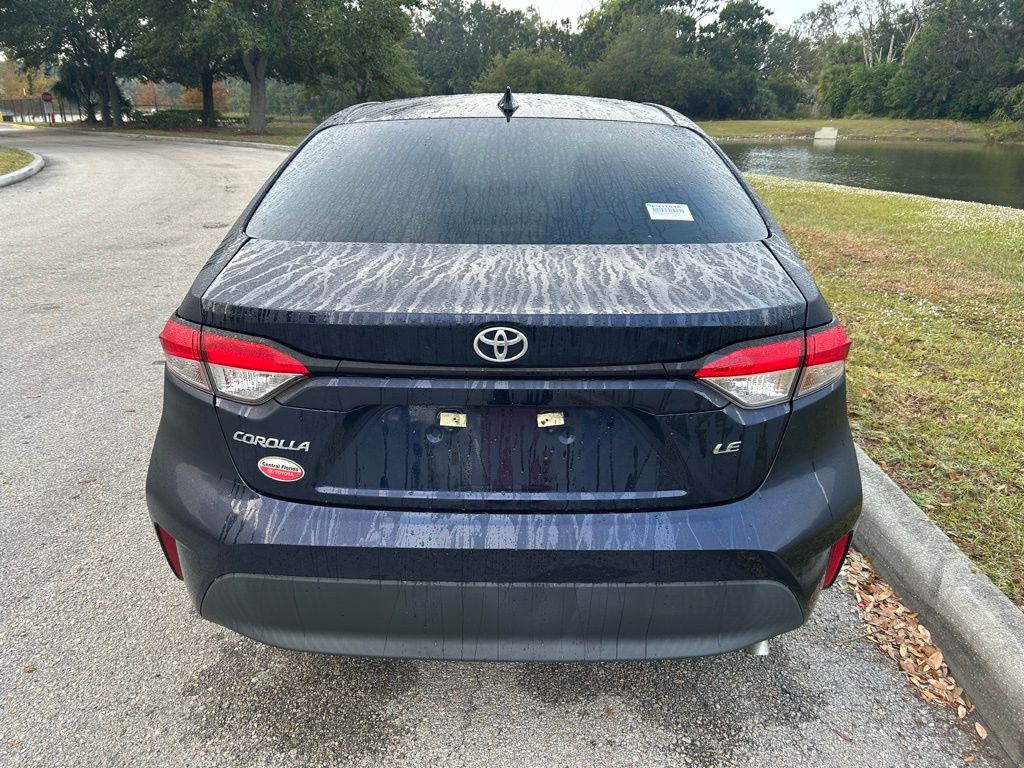 Thumbnail: 2023 Toyota Corolla - 4