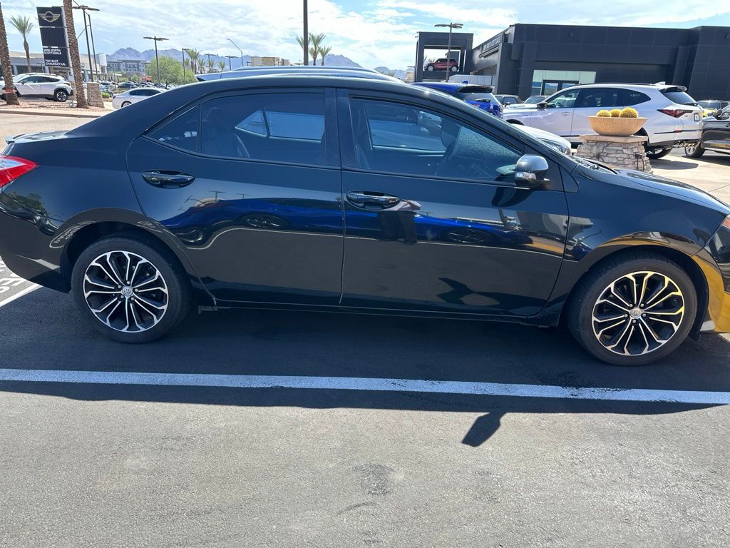 Thumbnail: 2014 Toyota Corolla - 4