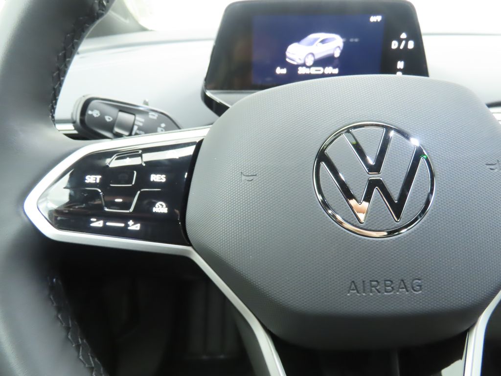 Thumbnail: 2025 Volkswagen ID.4 - 11