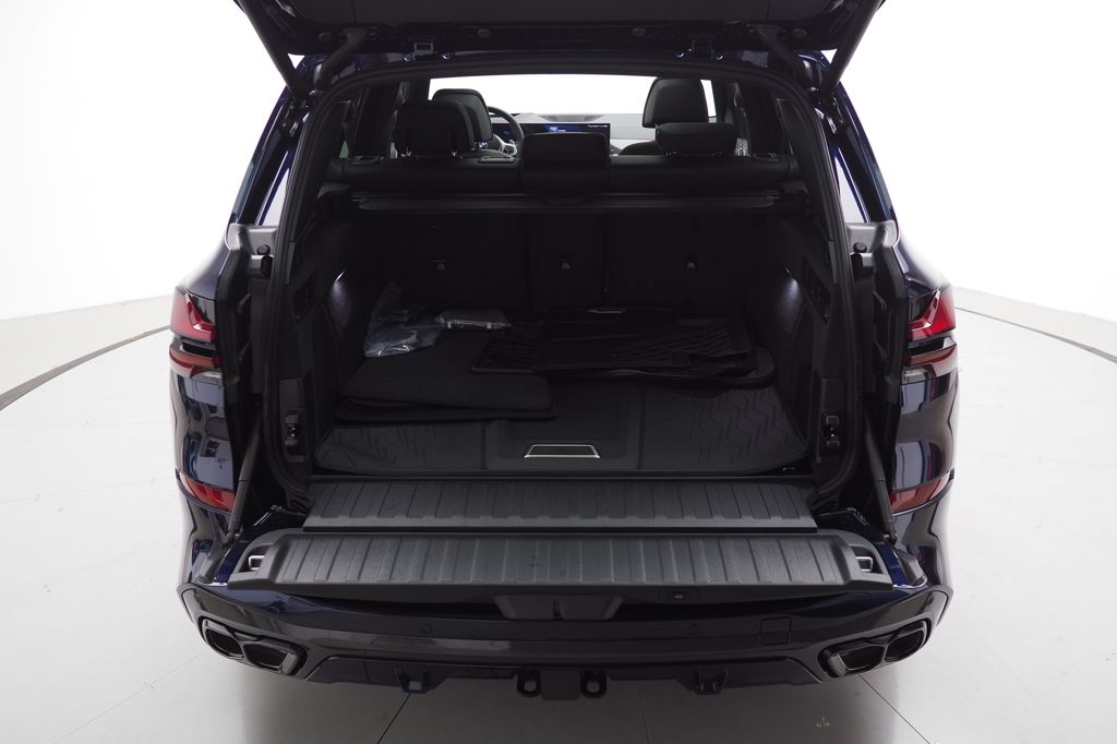 Thumbnail: 2026 BMW X5 - 23