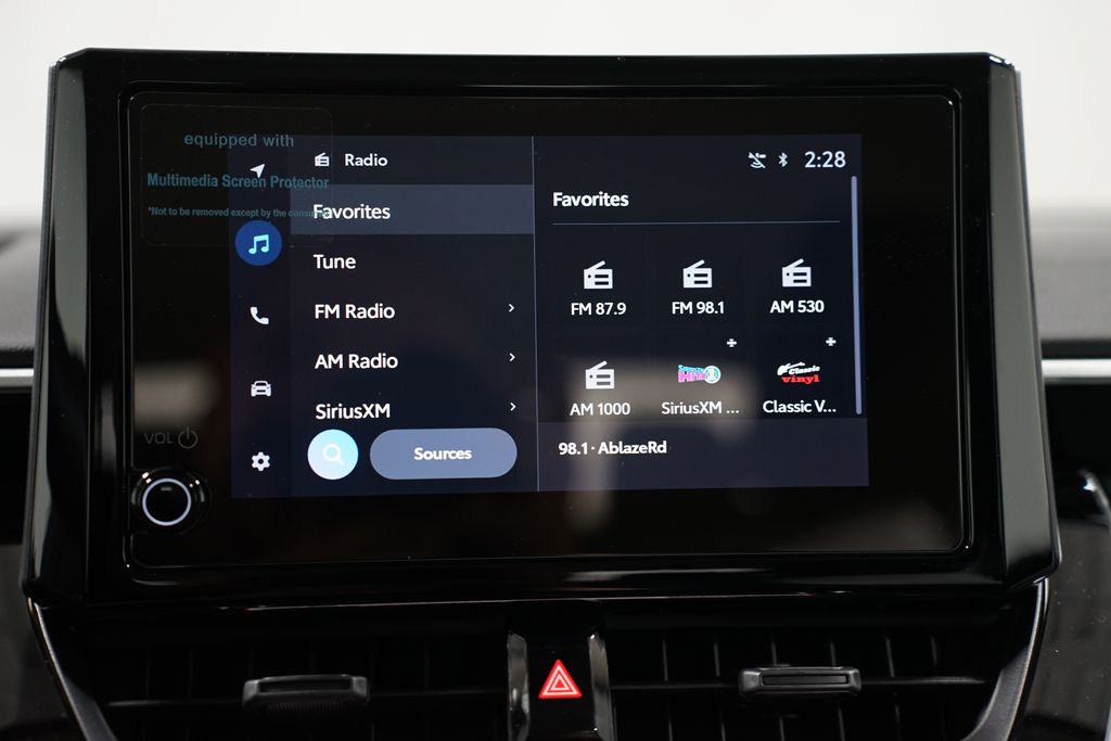 2025 Toyota Corolla LE 18