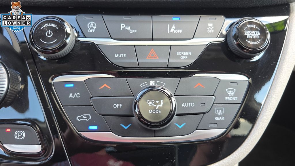 2023 Chrysler Pacifica Limited - Photo 38